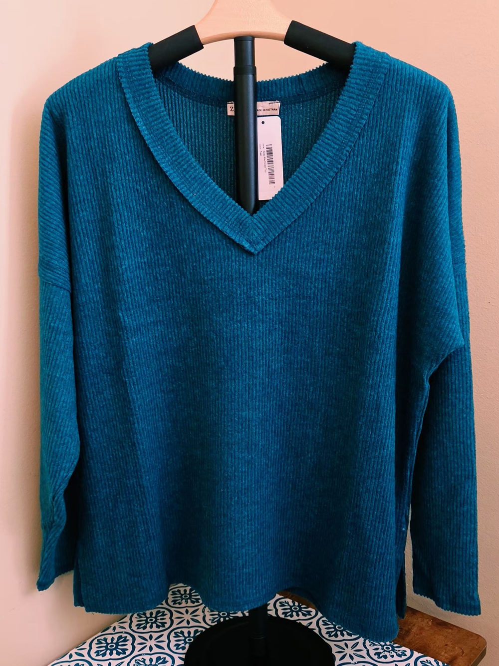 Zenana Women's V-Neck Ribbed Sweater in Teal